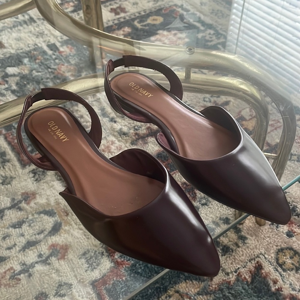 old navy sling back flats - never worn too big. size 9 oxblood burgundy color